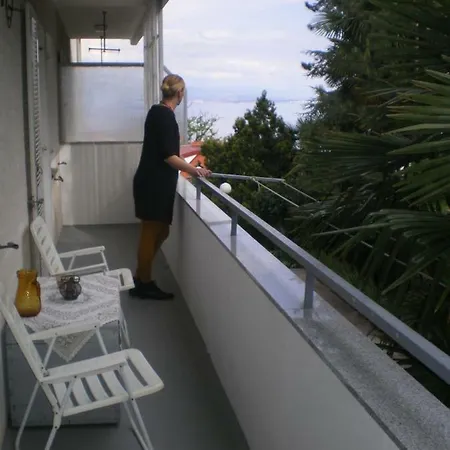 Apartment Nadia *